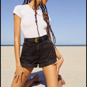 BDG High Rise Mom Short in Black